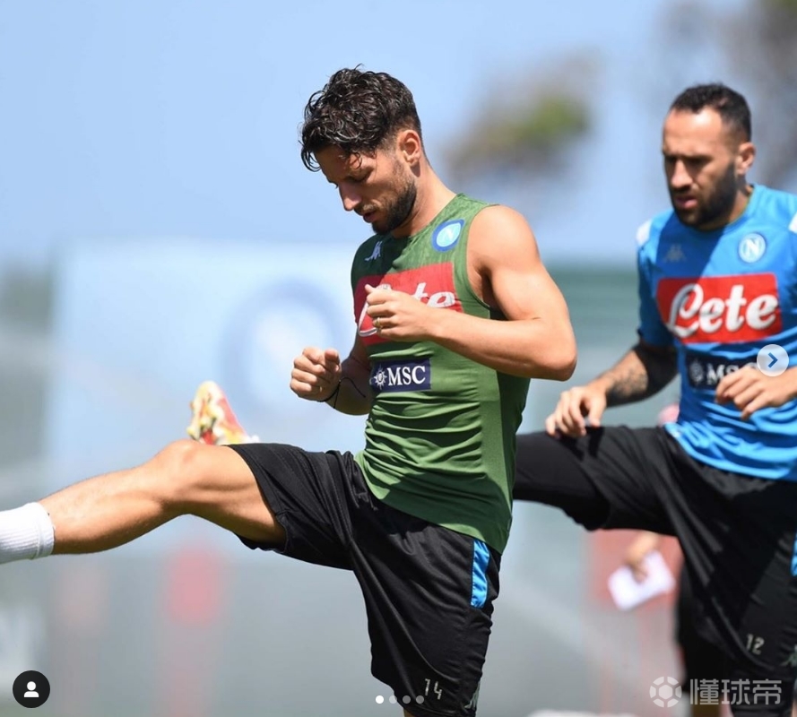 那不勒斯训练开放日，冲刺阶段临场应变引欢呼，意大利杯在即，纪律约束更严格的简单介绍-开云网址